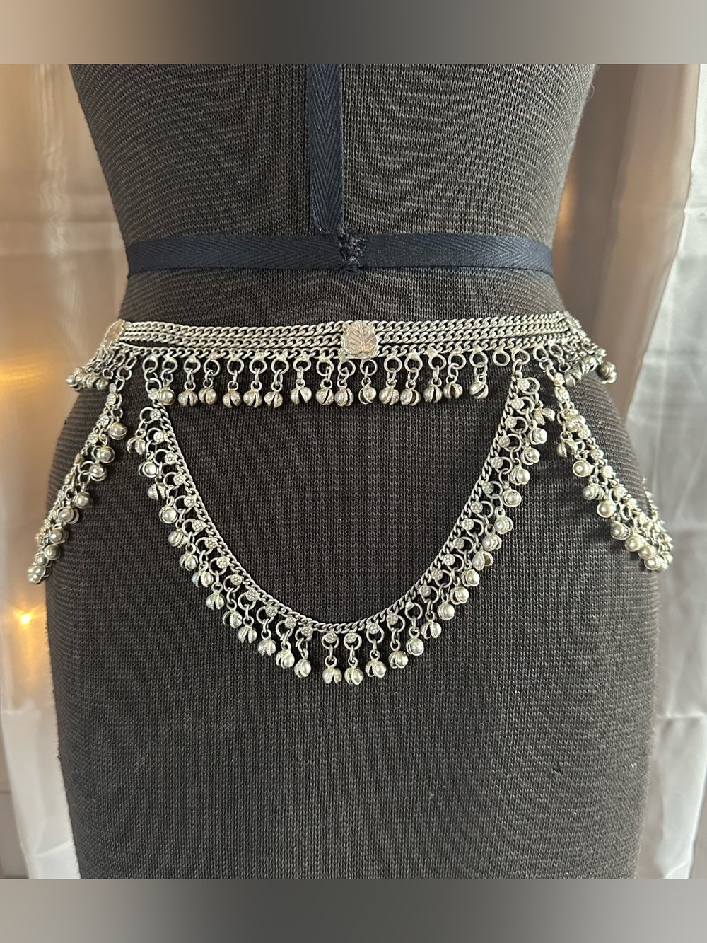Vtg Authentic Silver tone Belly Dancer Chain-Link Belt & Bracelet W/Bells 35in